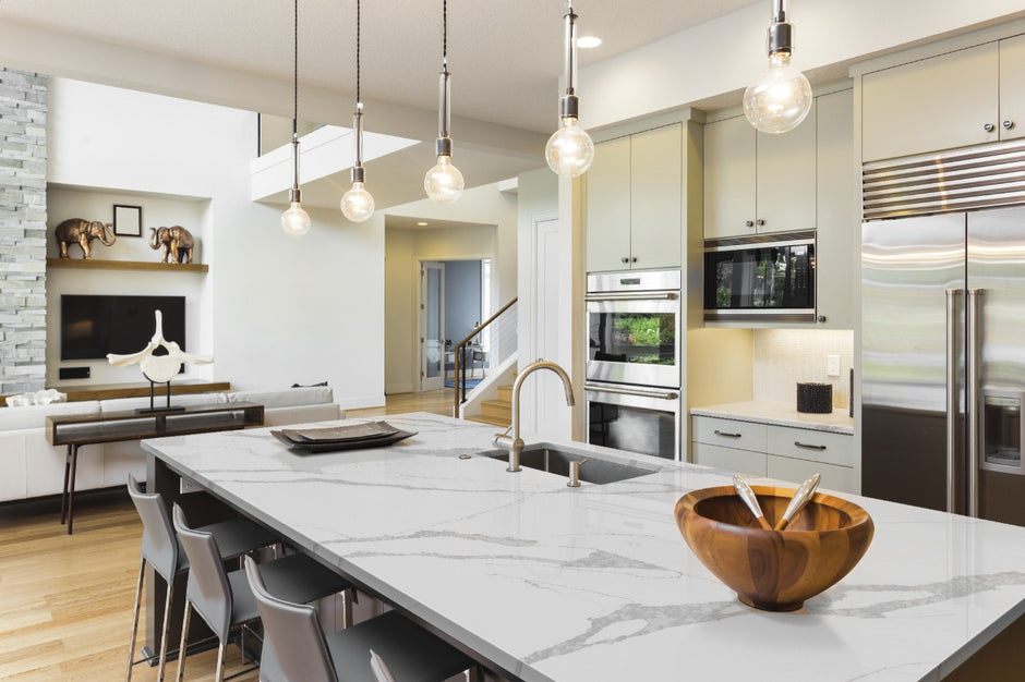 Calacatta Leon Quartz